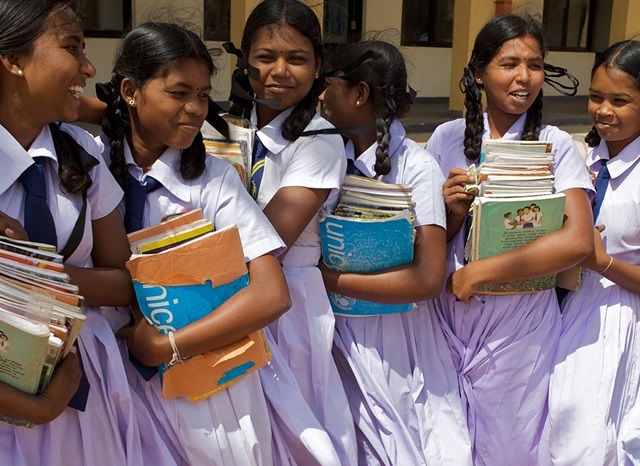 school-kids-lk.jpg